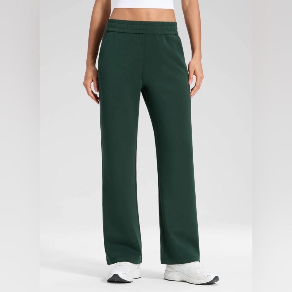 SoftAura High Rise Sweatpant 31''
